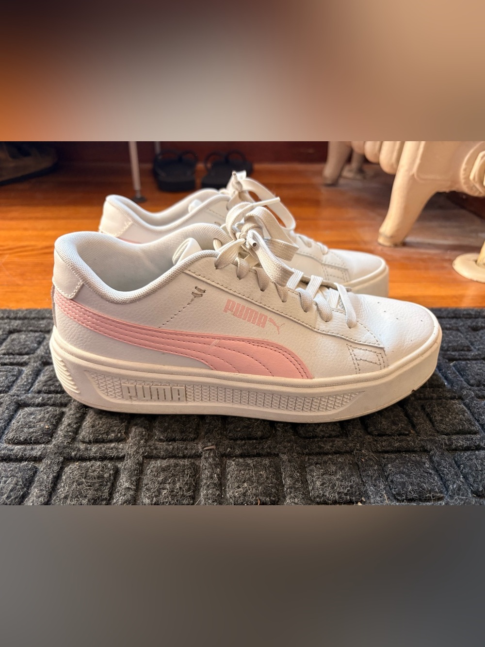Puma Women's White Sneakers with Pink Formstrip